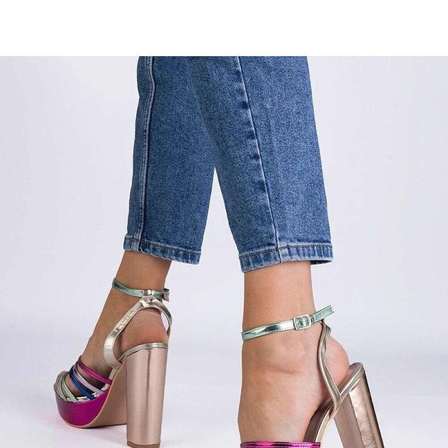 Heel sandals model 214022