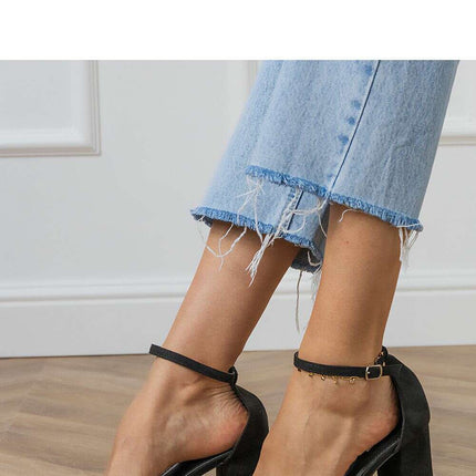 Heel sandals model 214592