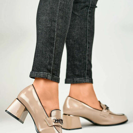 Heeled low shoes model 186506 - Très Elite