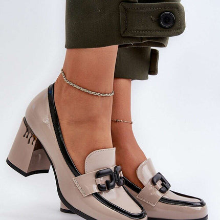 Heeled low shoes model 195396 - Très Elite
