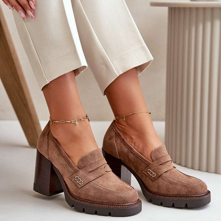Heeled low shoes model 199176 - Très Elite