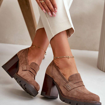 Heeled low shoes model 199176 - Très Elite