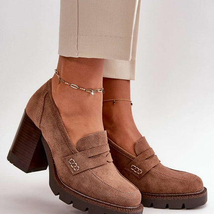 Heeled low shoes model 199176 - Très Elite
