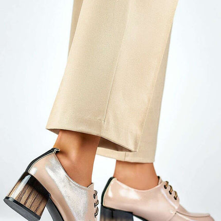 Heeled low shoes model 200448 - Très Elite