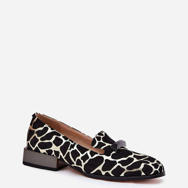 Heeled low shoes model 213024