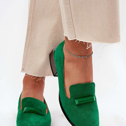 Heeled low shoes model 213024