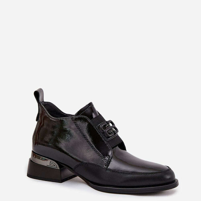 Heeled low shoes model 217478