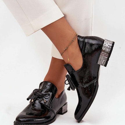 Heeled low shoes model 217839 - Très Elite