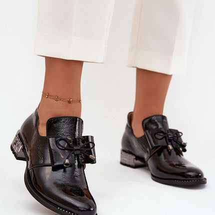 Heeled low shoes model 217839