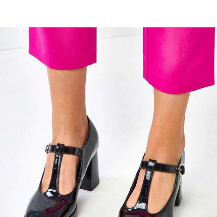 Heeled low shoes model 218174 - Très Elite