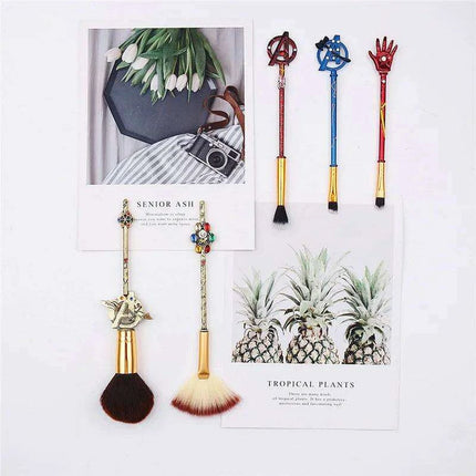 Heroic Beauty: Marvel-Themed Eye Makeup Brush Set - Très Elite