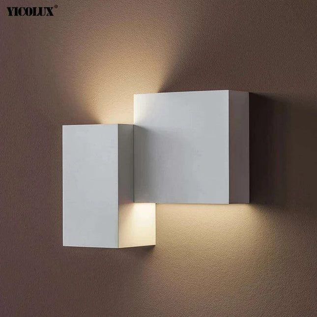 Sleek Modern LED Wall Sconces for Elegant Ambient Lighting