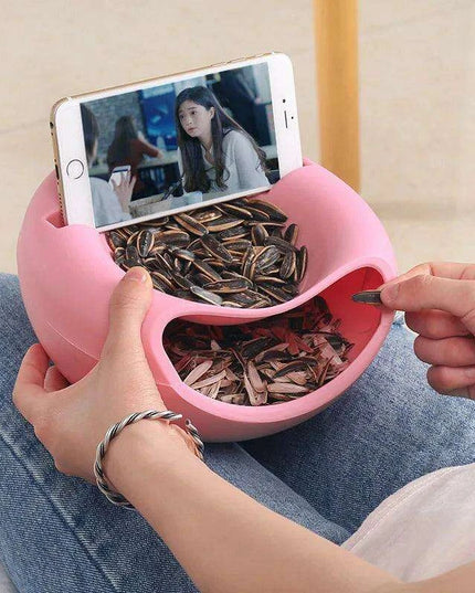 Snack & Stream Plate with Dual Compartments and Phone Dock - Your Perfect Snacking Partner
