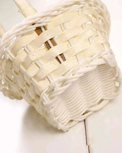Chic Handwoven Wicker Flower Basket for Elegant Storage Solutions