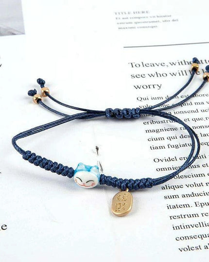 Charming Maneki Neko Luck Bracelet - A Joyful Gift for Women and Girls