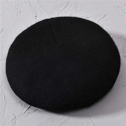 Elegant Cashmere Blend Beret - Trendy Winter Hat for Fashion-Forward Women
