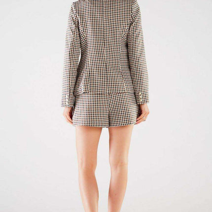 High-Waisted Pleated Comfort Shorts - Très Elite