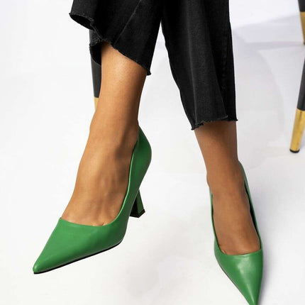 High heels model 210542 - Très Elite