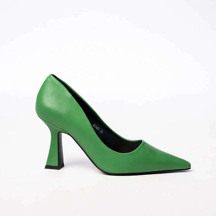 High heels model 210542 - Très Elite