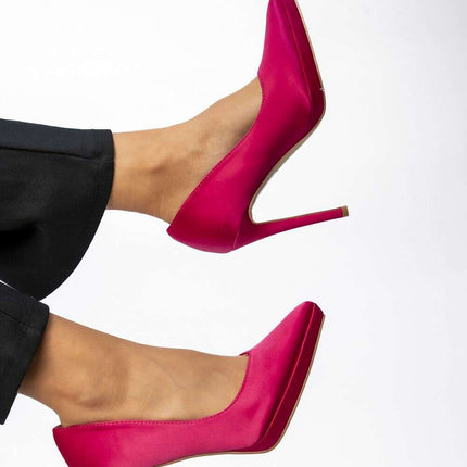 High heels model 210562 - Très Elite