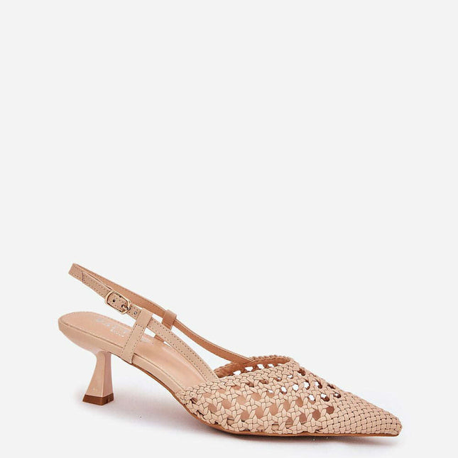 High heels model 211026