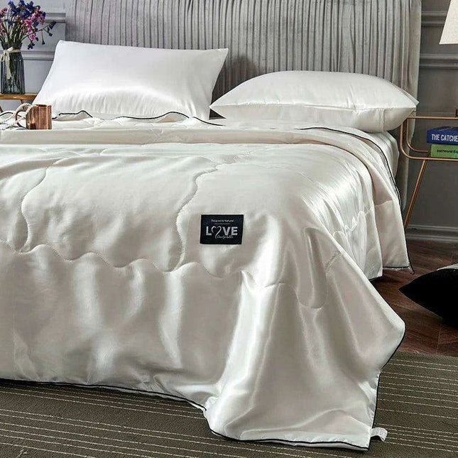Imitation Silk Summer Comforter - Soft White Lightweight Quilt for Adults, Available in Single and Double Sizes (150*200cm)
