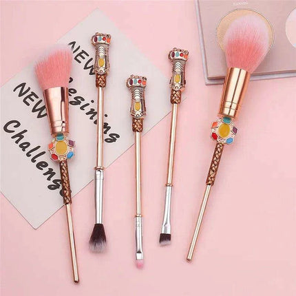 Infinity Gauntlet Beauty Brush Set - Marvel-Inspired Makeup Tools for Superhero Fans - Très Elite