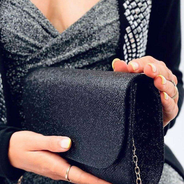 Iridescent Evening Clutch with Detachable Chain for Glamorous Nights