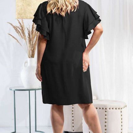 Karko Elegant Plus Size Dress in Stretchy Polyester Blend - Très Elite