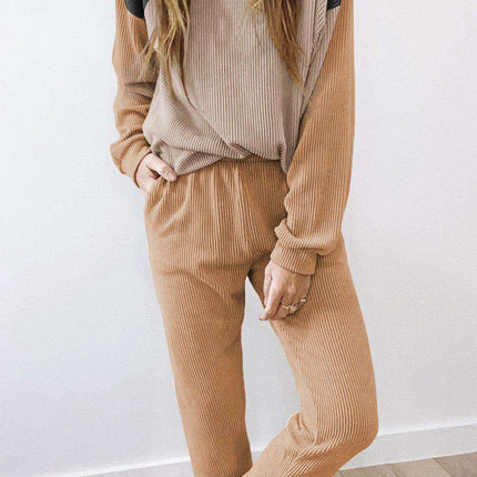 Khaki Colorblock Stylish Lounge Ensemble with Comfy Jogger Bottoms