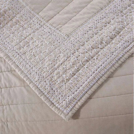 Khaki Embroidered Cotton Quilt Set - Luxurious 3-Piece King Size Bedspread with Matching Pillow Shams - Très Elite