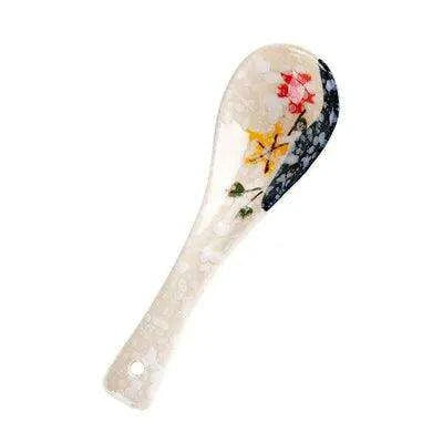 Kids' 14cm Delightful Japanese-Inspired Ceramic Spoon for Mealtime Magic - Très Elite