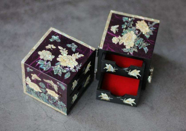 Korean Butterfly & Peony Lacquer Jewelry Box with Najeon Artisan Craftsmanship