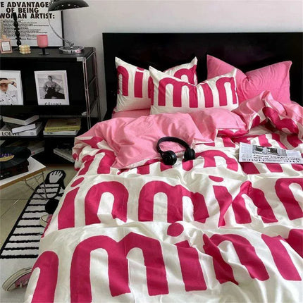 Korean Heart Bedding Set - Très Elite