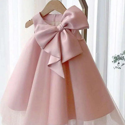 Korean-Inspired Elegant Big Bow Dress for Baby Girl's First Birthday Celebration 2023 - Très Elite