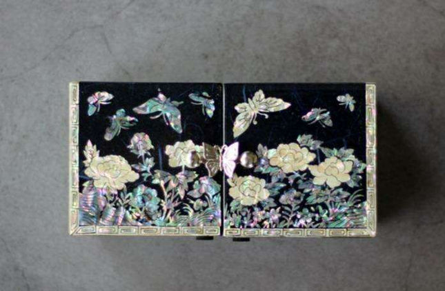 Korean Najeon Chilgi Butterfly & Peony Artisan Jewelry Box