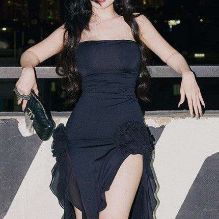 Lace-Trimmed Bodycon Dress with Alluring Thigh-High Split - Très Elite