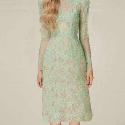 Lace and Sequin Slim-Fit Evening Gown for Women - Très Elite
