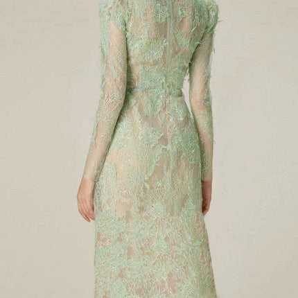 Lace and Sequin Slim-Fit Evening Gown for Women - Très Elite
