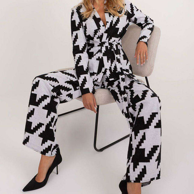 Lakerta Chic Cotton Sweater and Pants Set