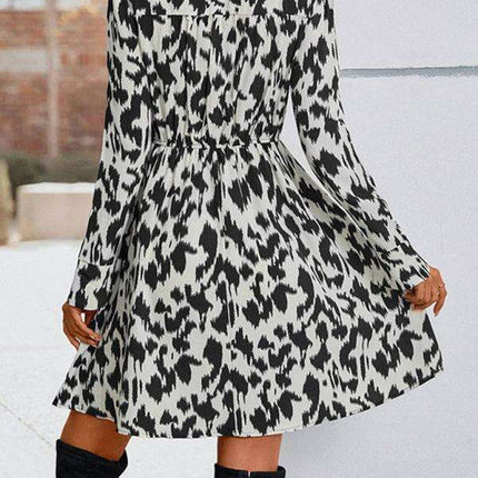 Leopard Luxe Long Sleeve Dress: Redefine Your Style - Très Elite