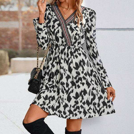 Leopard Luxe Long Sleeve Dress: Redefine Your Style - Très Elite