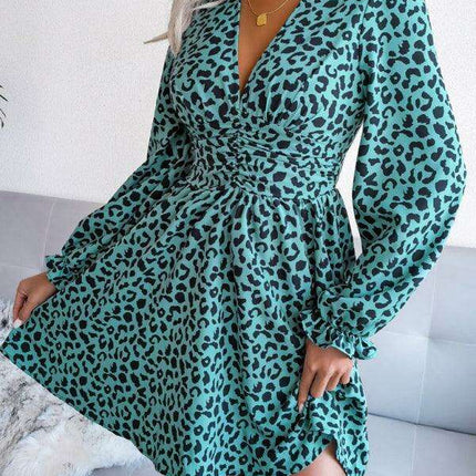 Leopard Print Pleated Midi Dress - Timeless Elegance - Très Elite