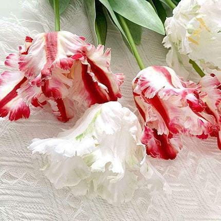 Lifelike Silk Flower Arrangement - Elegant Artificial Bouquet for Every Celebration - Très Elite
