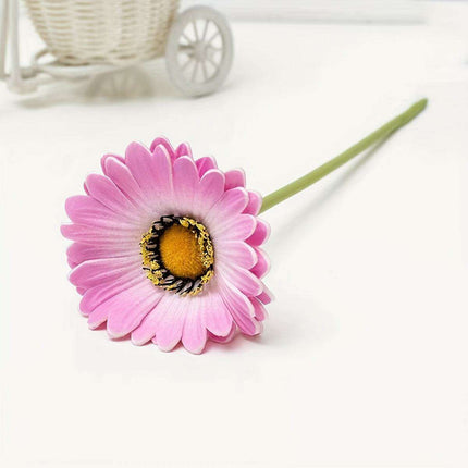 Lifelike Silk Gerbera Daisy Arrangement: Stunning Artificial Floral Decor for Any Occasion..