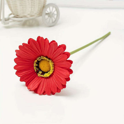 Lifelike Silk Gerbera Daisy Arrangement: Stunning Artificial Floral Decor for Any Occasion..