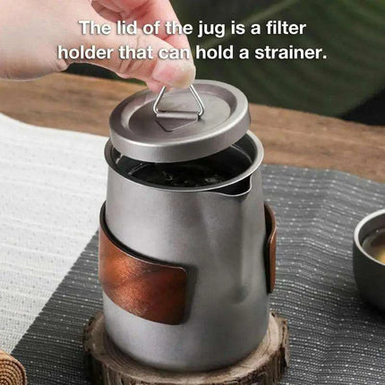 Lightweight Titanium Camping Tea and Coffee Set with Insulated Mugs for Outdoor Adventures - Très Elite