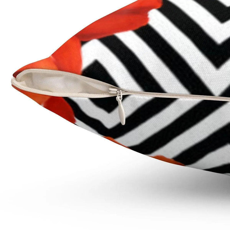 Lily Bloom Dual-Sided Decorative Pillow Cover - Très Elite