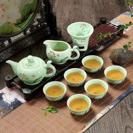 Lotus Landscape Longquan Celadon Kung Fu Tea Set - Exquisite 9-Piece Gift Collection for Tea Enthusiasts - Très Elite