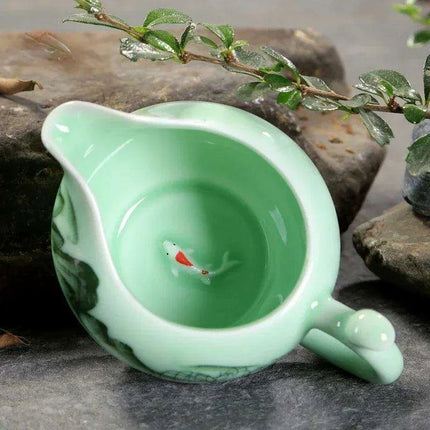 Lotus Landscape Longquan Celadon Kung Fu Tea Set - Exquisite 9-Piece Gift Collection for Tea Enthusiasts - Très Elite